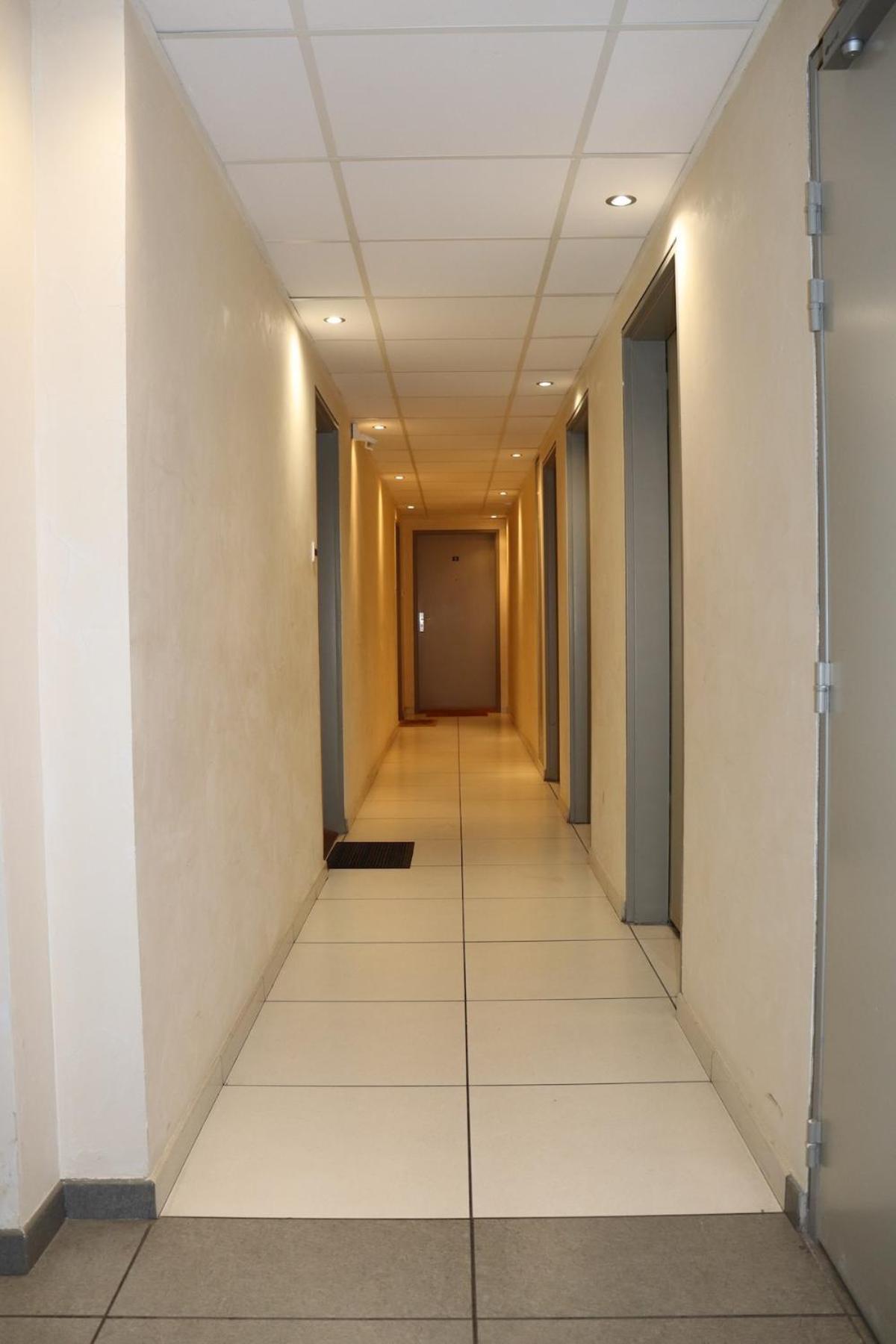 Appartement Le Madeleine - Parking Gratuit- Balcon - Fibre *